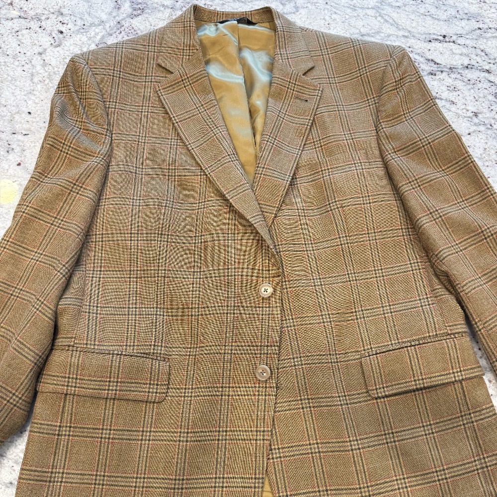 Men's Lightly Worn - Jos A Bank Plaid Sports Coat